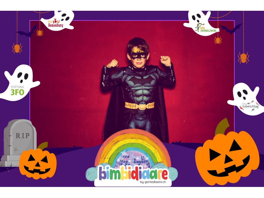 An der Kinderdisco von Bimbidiaare gab es für alle Mutigen und Halbstarken ein Erinnerungsfoto direkt aus der Fotobox. An der Kinderdisco von Bimbidiaare gab es für alle Mutigen und Halbstarken ein Erinnerungsfoto direkt aus der Fotobox.